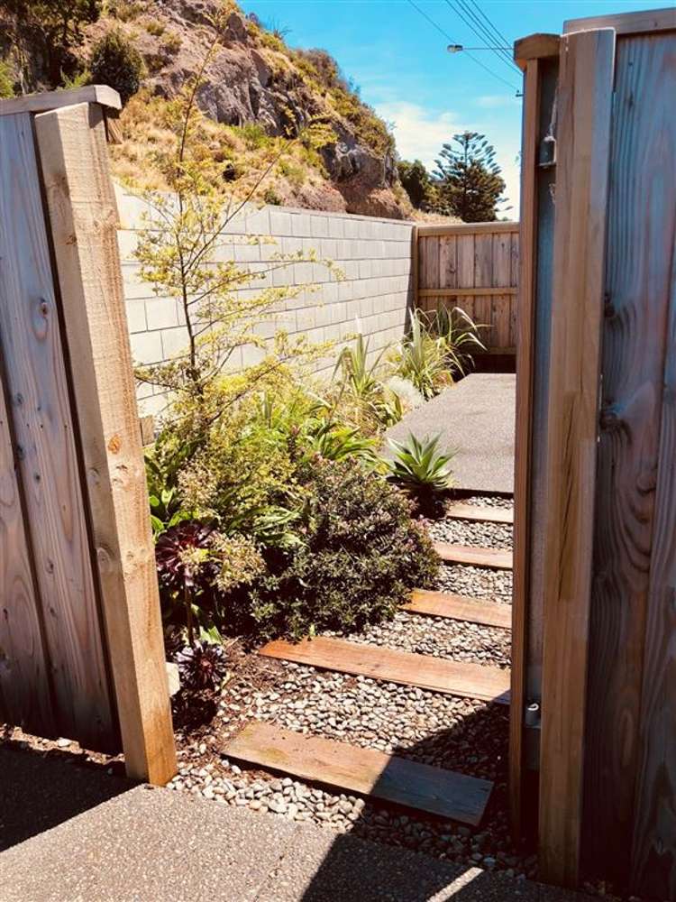 1/23 Main Road Redcliffs_13