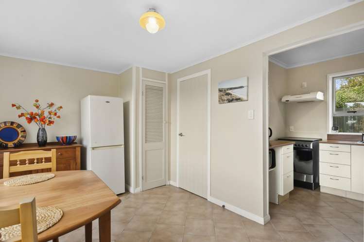 62 Stornoway Street Karitane_6