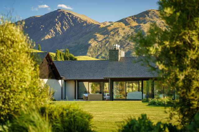 1 Ayrshire Lane Dalefield/Wakatipu Basin_2