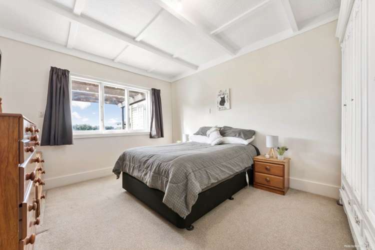 723 Waitakere Road Kumeu_14