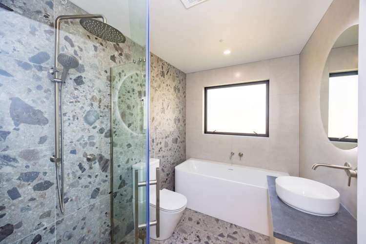 30 Awanui Road Red Beach_15