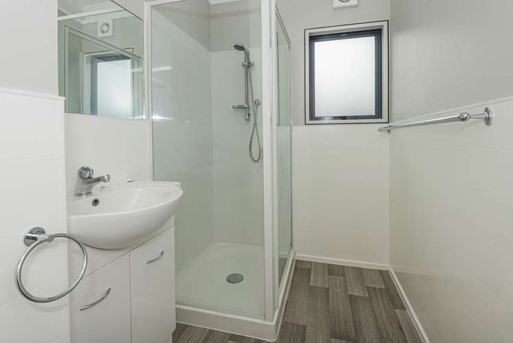 8a Raumati Crescent Onerahi_11