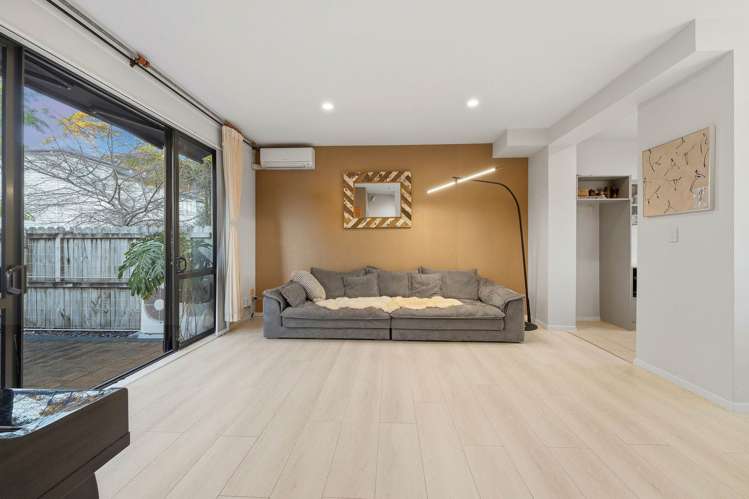 40/22 Northcross Drive_5