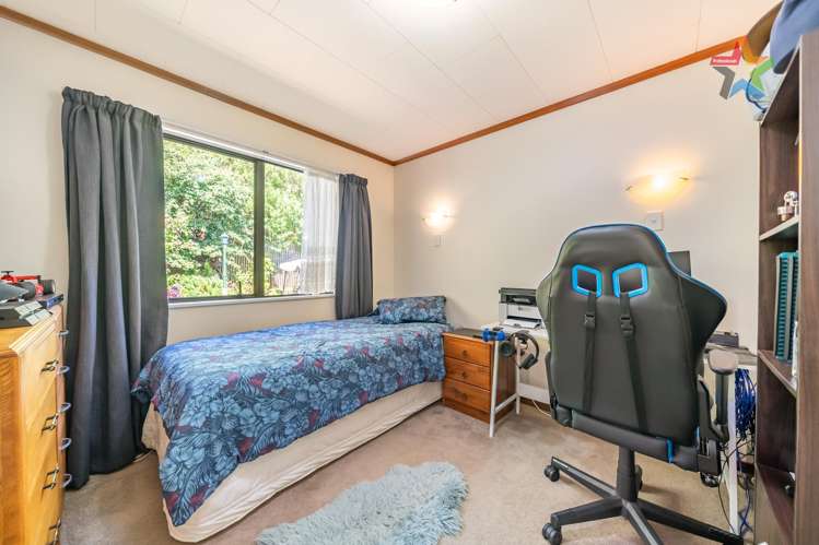 3 Fraser Street Wainuiomata_10