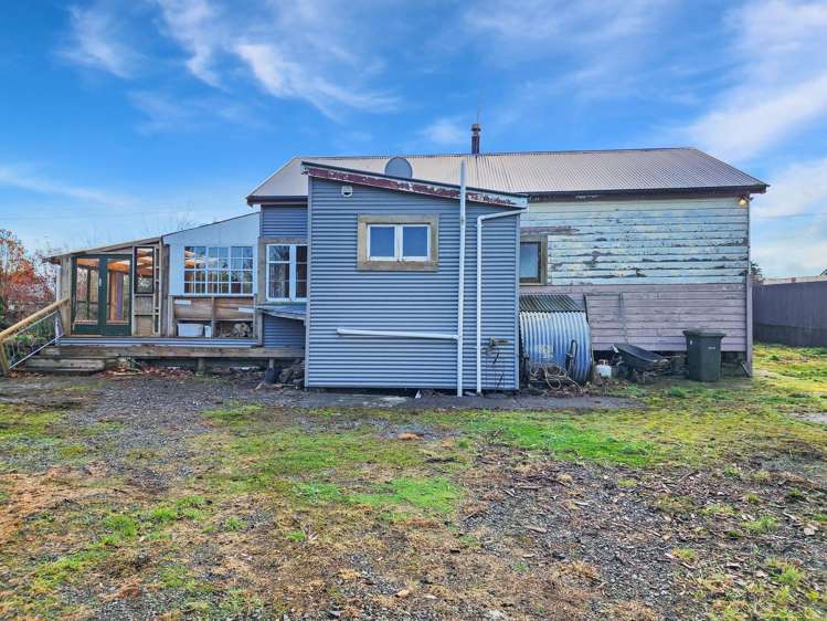 15 Wamphray Street Nightcaps_19