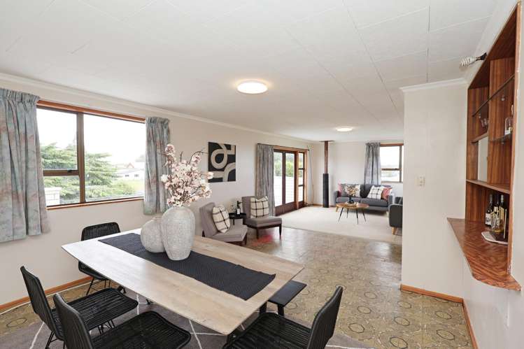 220 Bay Road West Plains_24