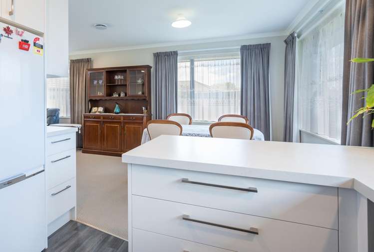 42 Appaloosa Avenue Richmond_10