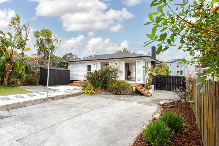 25 Trojan Crescent New Lynn_22