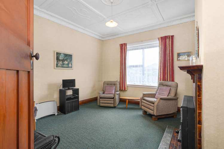 64 Botha Street Tainui_9