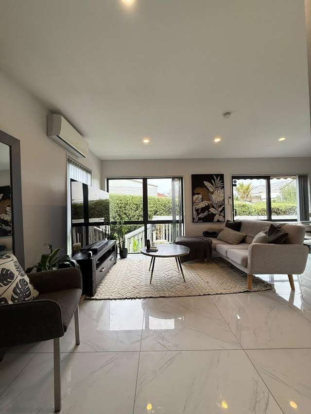 B/2 Ganges Avenue Mangere East_1