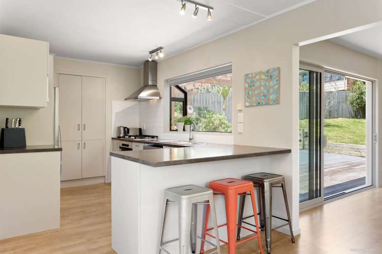 14a Aeroview Drive Beach Haven_5