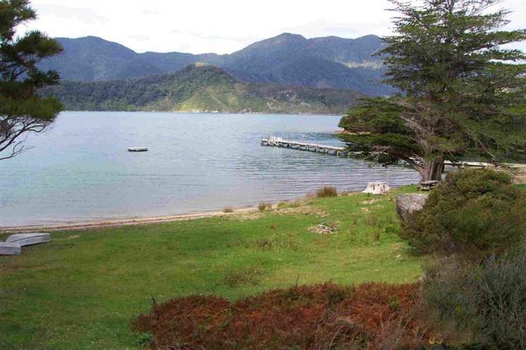 3219 Archers Road Tennyson Inlet_4