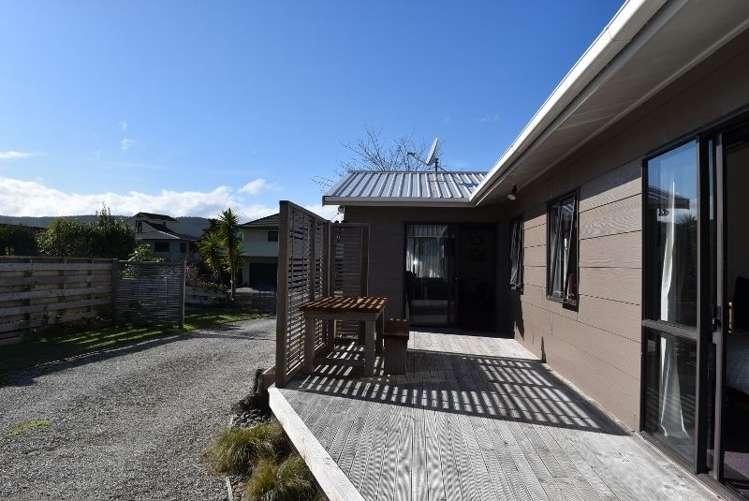 112 Mayfair Avenue Whangamata_19