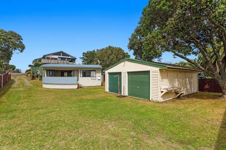338 Ocean Road Ohope_17