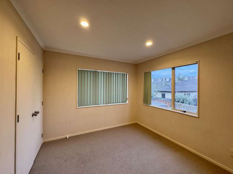 24 Lissleton Drive East Tamaki_6