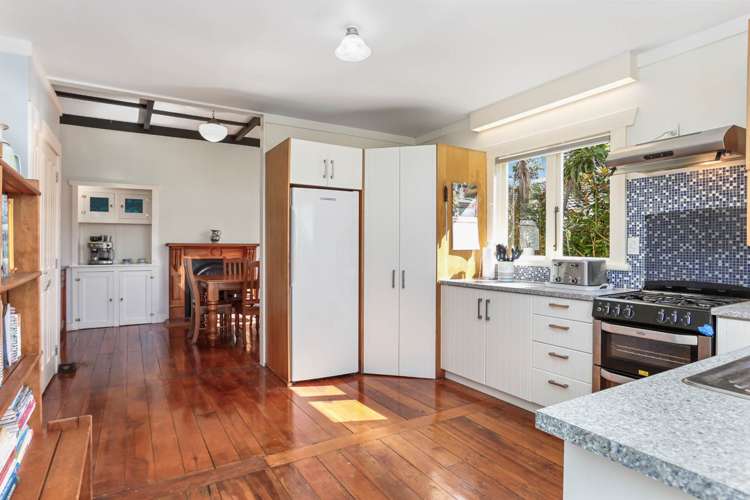 91 Symonds Street Royal Oak_18