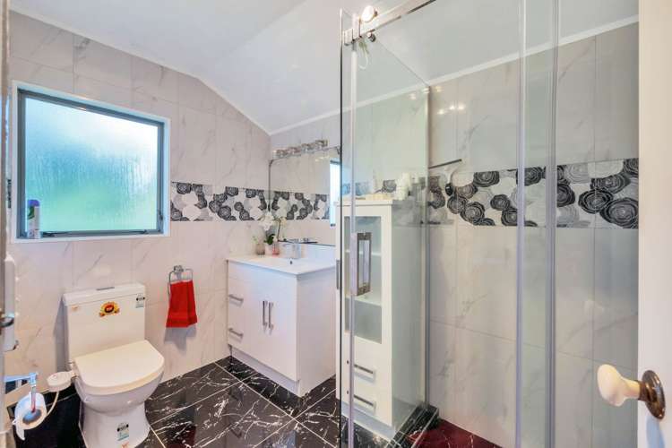 2/160 Cliff View Drive Green Bay_16