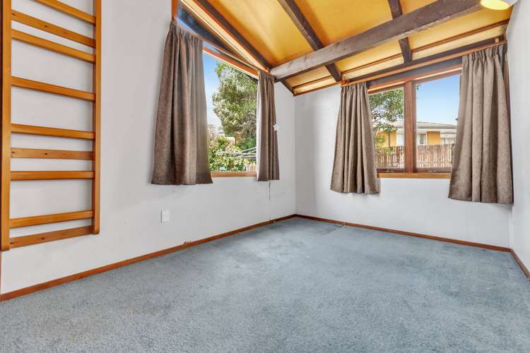 35 Rushgreen Avenue Pahurehure_16