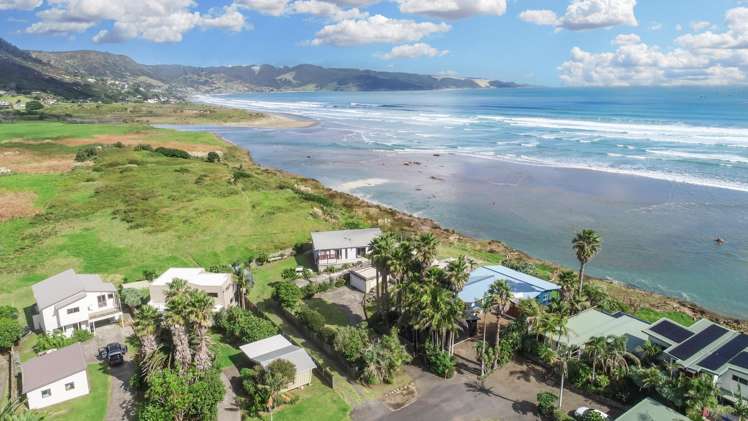 17 Kotare Street Ahipara_17