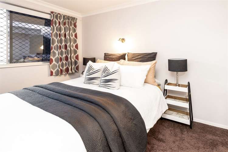 1/29 Waikawa Road Picton_13