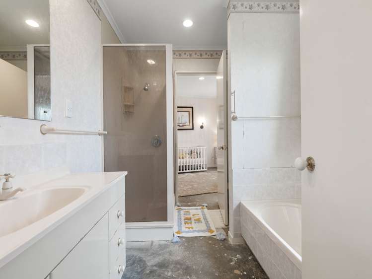 7 Esme Place Matua_11