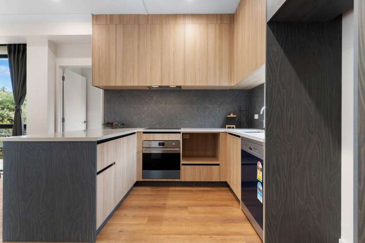 44E Westgate Drive_4