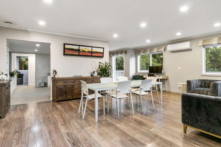 132 Attwood Road Paremoremo_9
