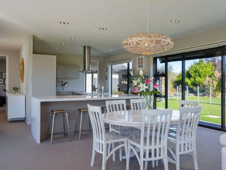 4 Bradleigh Park Fairhall_11