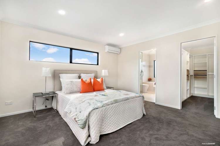 40 Matahae Drive Flat Bush_16