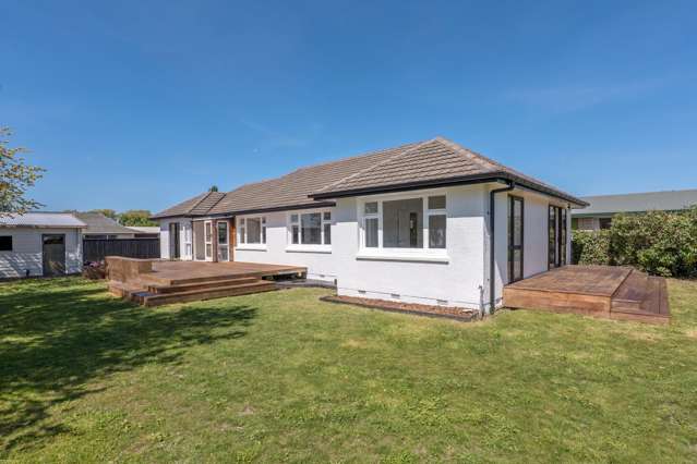 Space, sun and family living