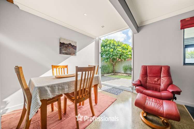 22a Drummond Crescent Kelson_11