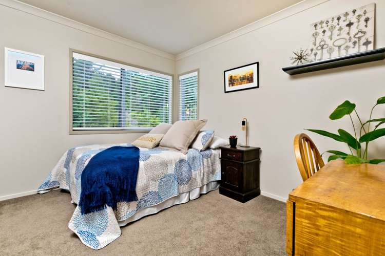 16 Shelter Drive Greenhithe_14