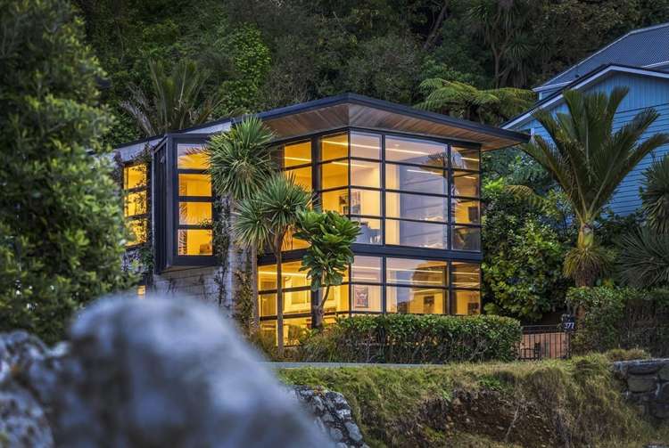 377A Karaka Bay Road Karaka Bays_32
