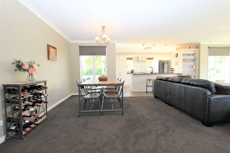 5 Kensington Place Springlands_5