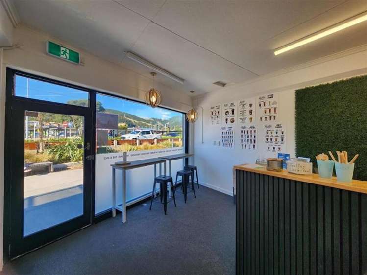 3 Amohia Street Paraparaumu_1