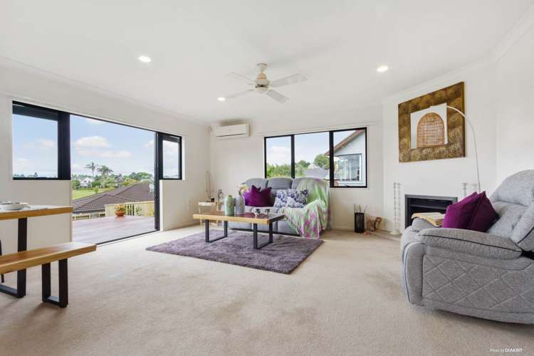 241a Royal Road Massey_8