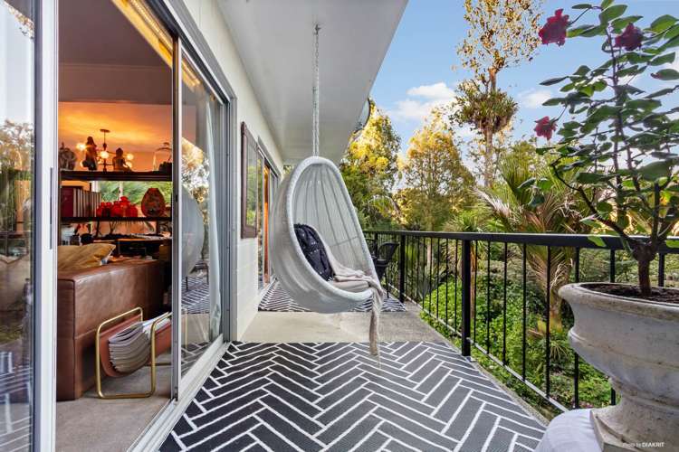 173 Woodlands Park Road Titirangi_16