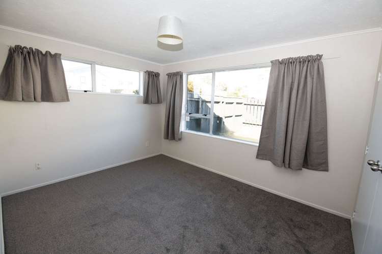 41 Outram Grove Kelson_7