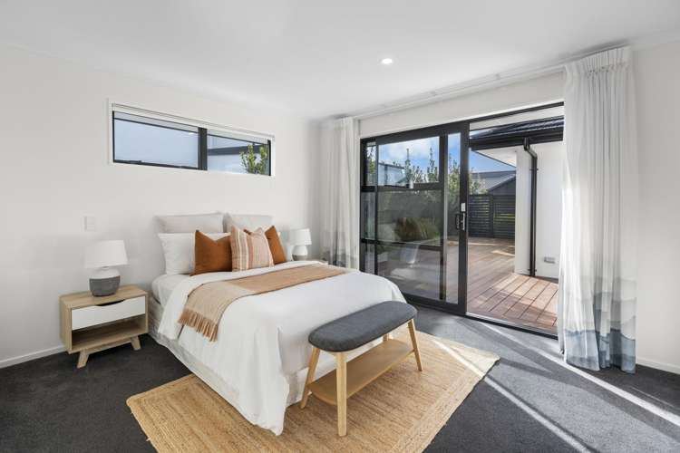 25 Malaga Crescent Harewood_12