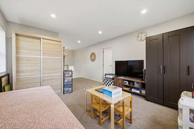 12 Frazen Avenue Papakura_15