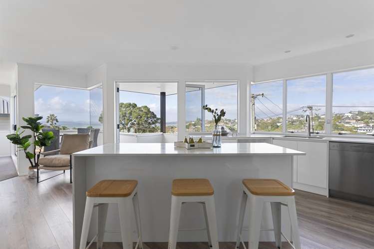 2/9 Colmar Road Mellons Bay_18