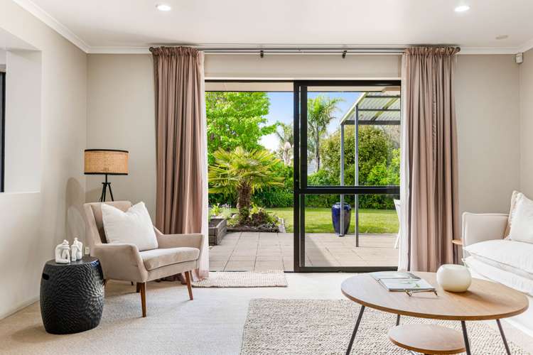 10 Grassfield Place Waimauku_21