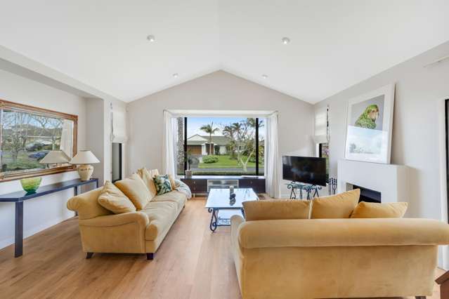 124 Golfland Drive Golflands_3