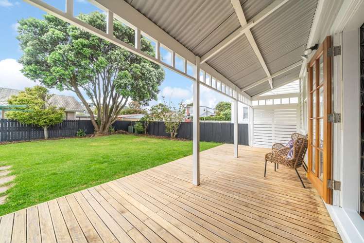 9 Adelaide Street Petone_20