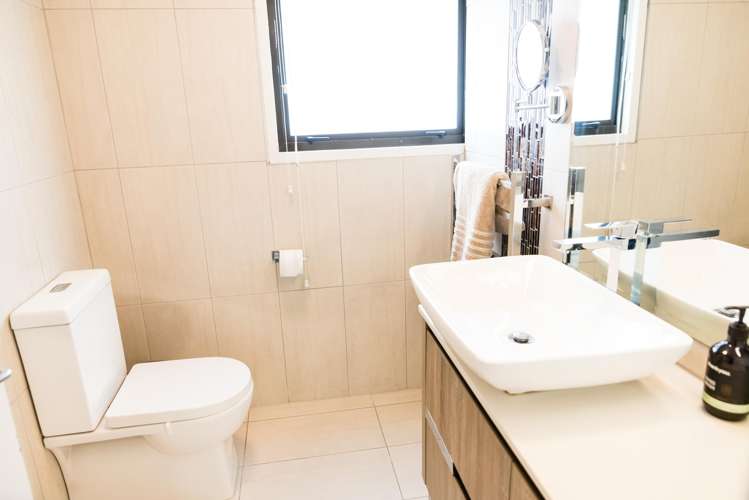 19 Pyatt Crescent Saint Johns_7