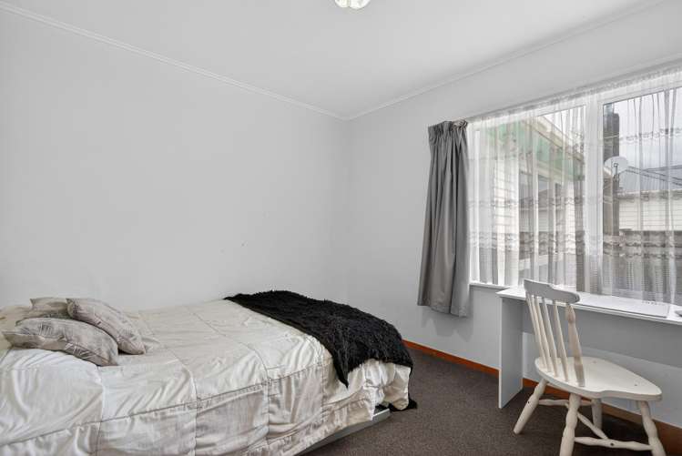 49 Dover Road Wainuiomata_14