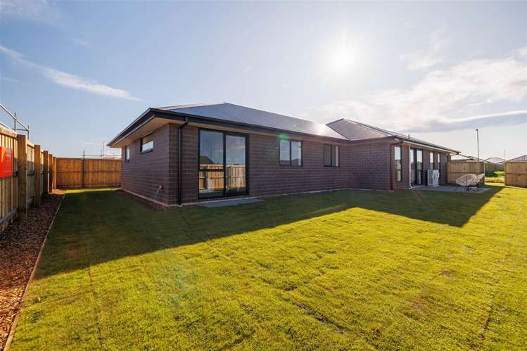 18 Lovelock Avenue Rolleston_16