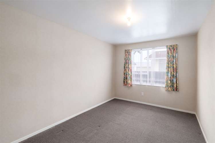 2/35 Oldwood Street Bishopdale_11