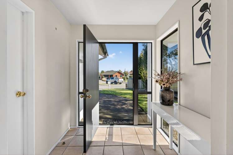 8 Oldham Place Darfield_16