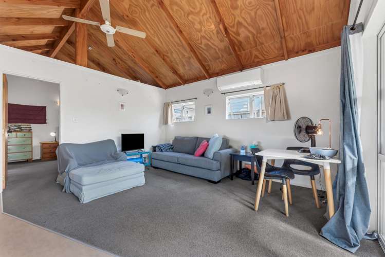 42a Forest Hill Road Henderson_19